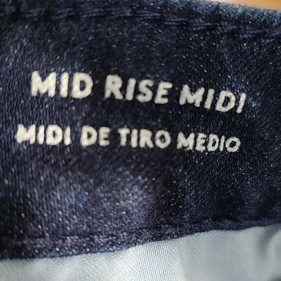 Universal Thread Shorts  - Picture 5 of 5